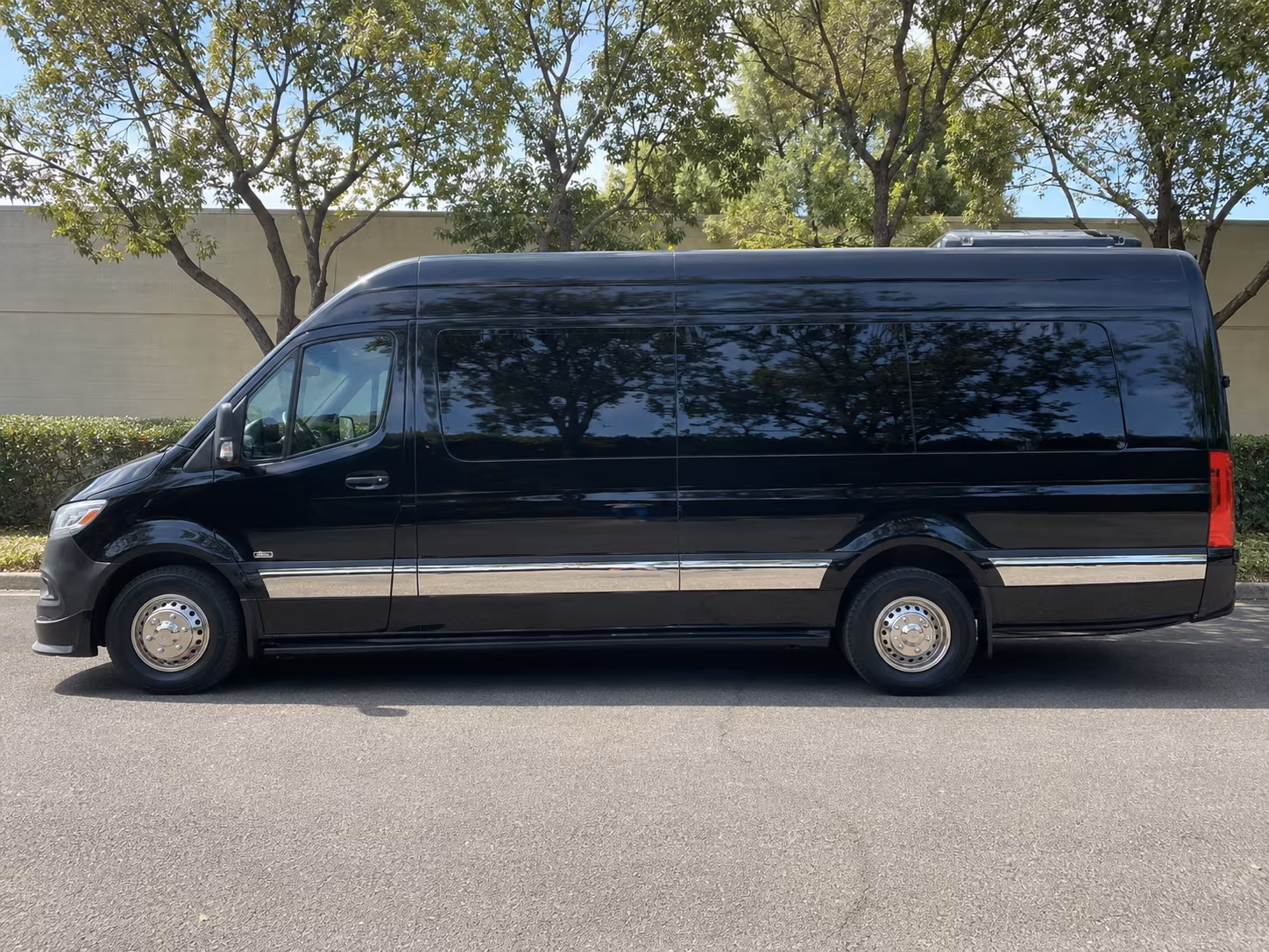 Boston Airport Shuttle & Transportation party bus exterior