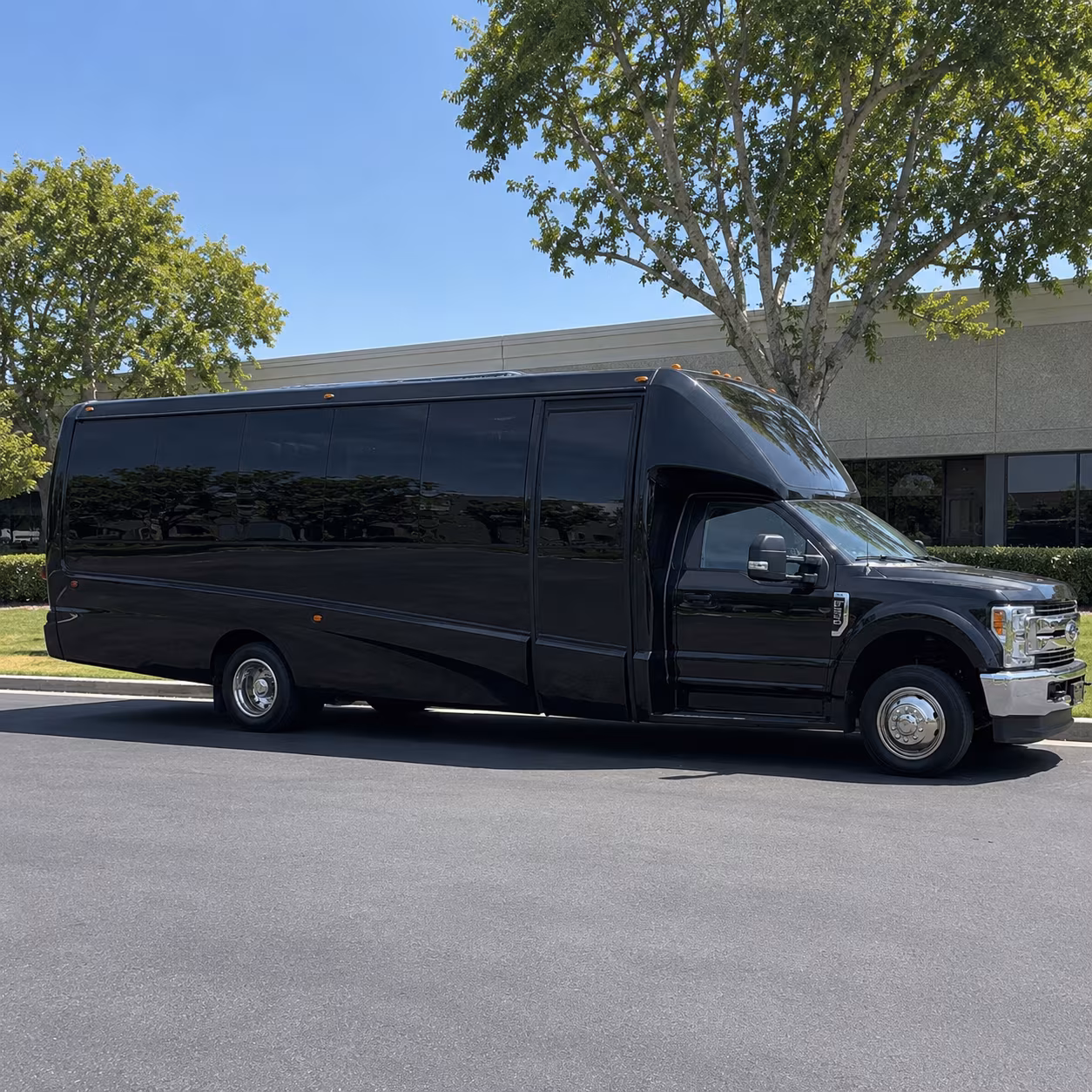 Boston Birthday, Sweet 16, & Quinceañera Transportation party bus exterior