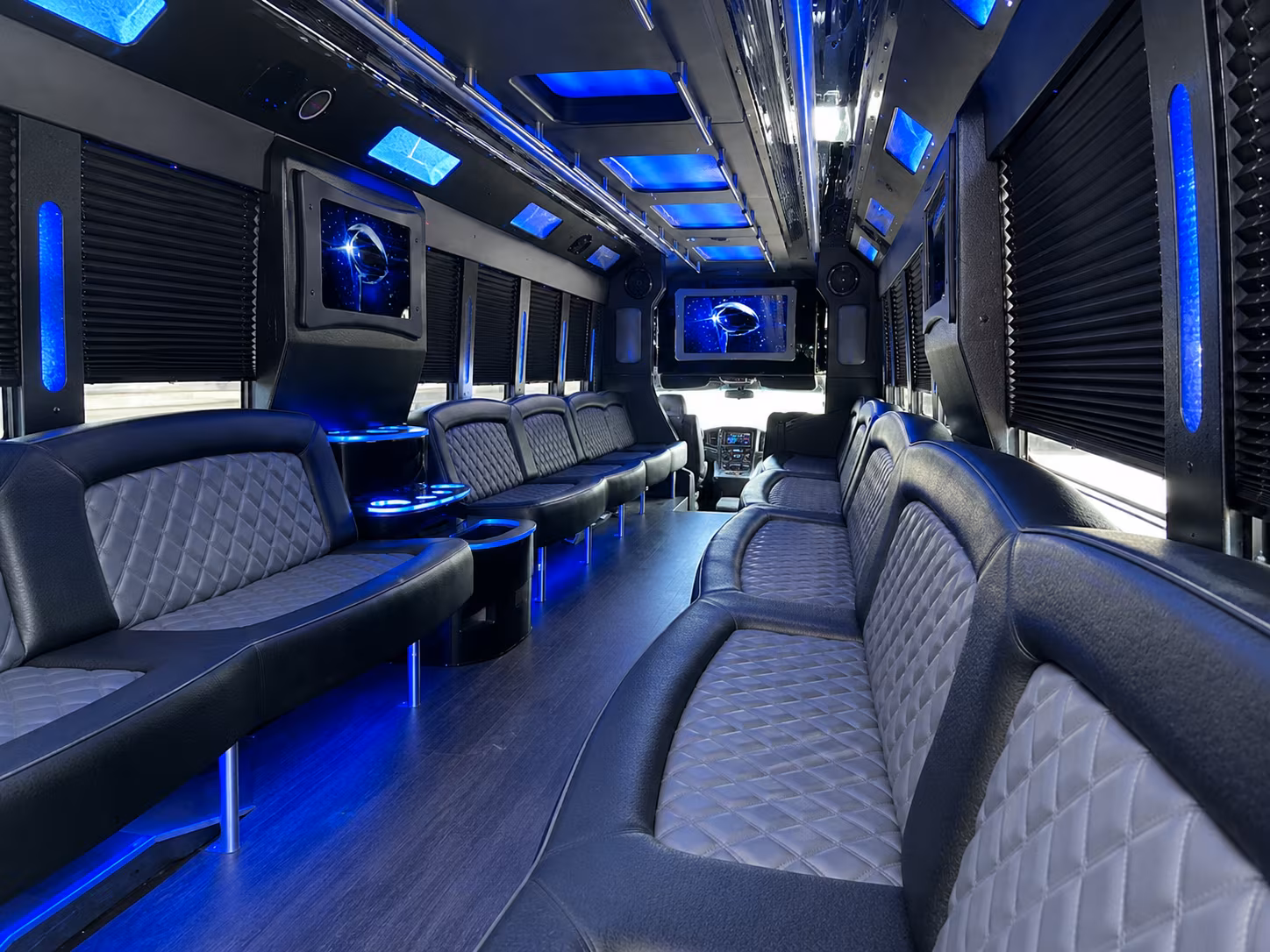 Cambridge Birthday, Sweet 16, & Quinceañera Party Bus Rentals