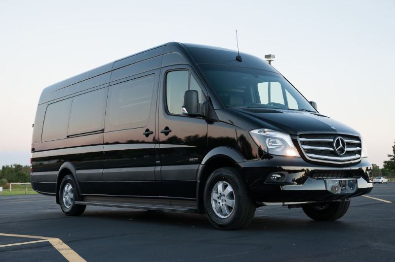 Boston 18 Passenger Van/Minibus