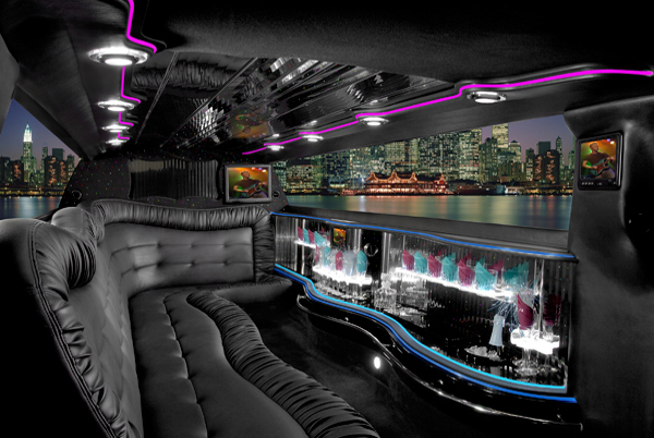Chrysler 300 Limo Boston MA